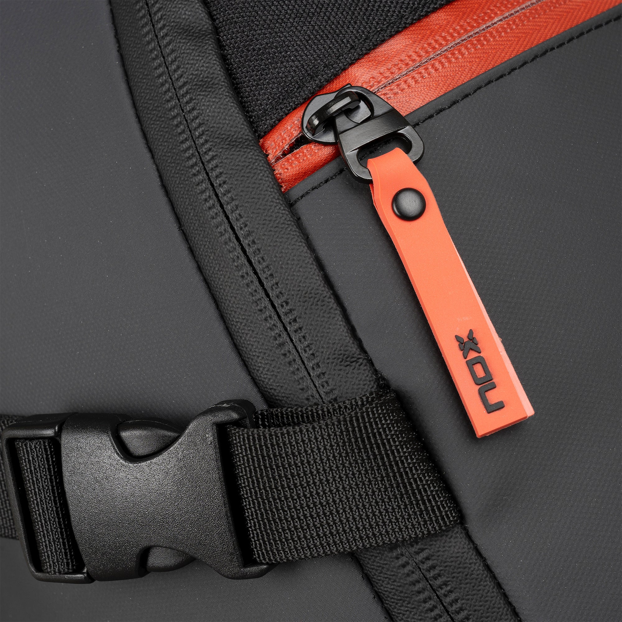 mochila-luxury-open-series-negrorojo-mocopenblre-8436603198066-997606